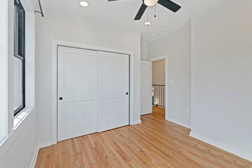 Building Photo - 423 Quincy St NW