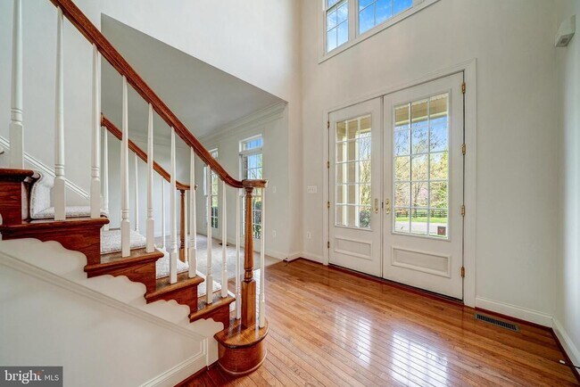 Building Photo - 40456 Lenah Run Cir