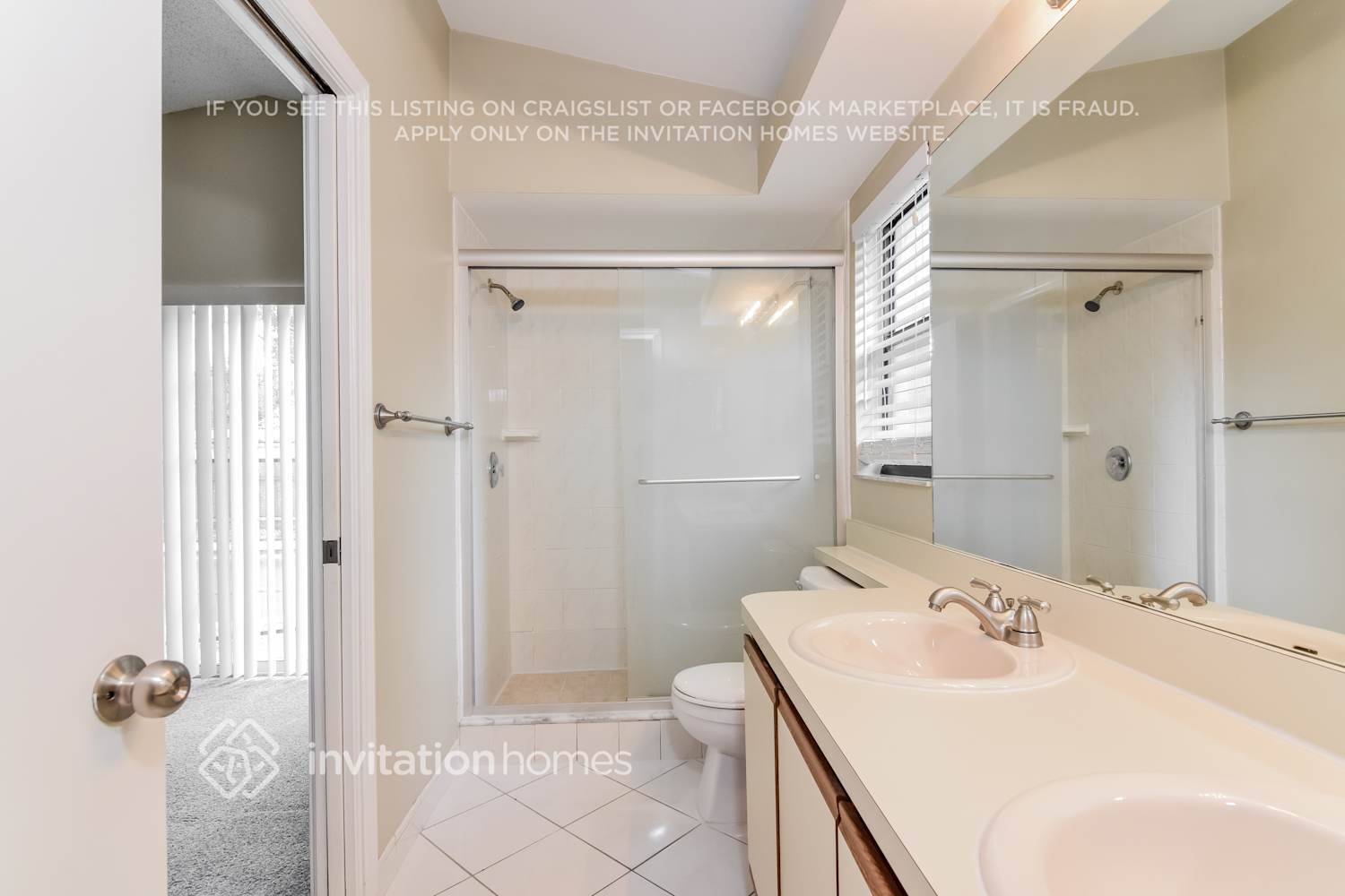 Building Photo - 11001 Kenbrook Dr