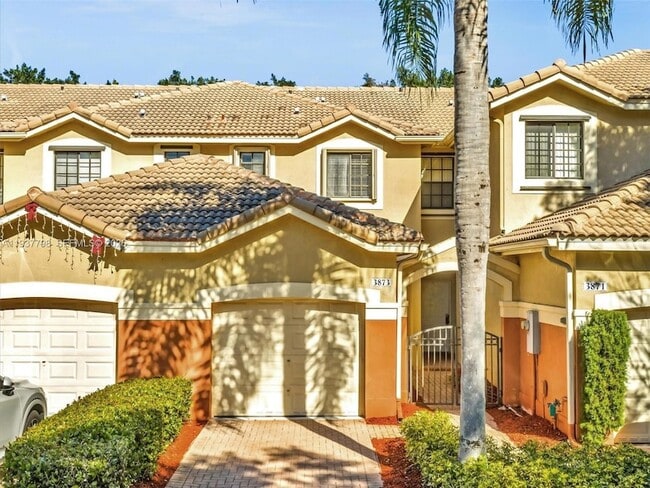 Building Photo - 3873 Tree Top Dr