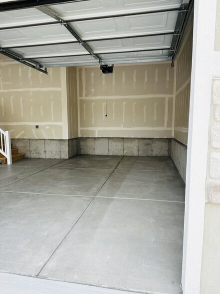 Building Photo - 3693 S 1950 W