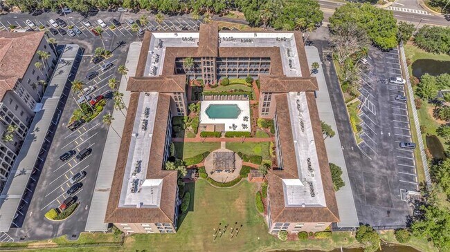 Building Photo - 6100 Gulfport Blvd S