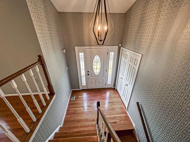 Building Photo - Magnificent 5 Bed 3 Bath Colonial Home Sitting On Massive Lot In Sought After Cabels Mills