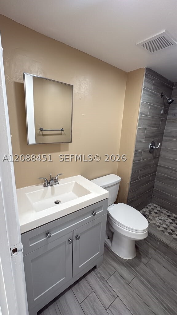 Building Photo - 488 NW 165th St
