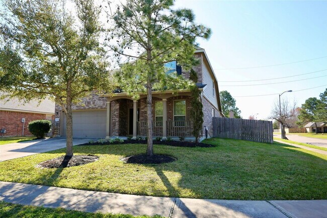 Building Photo - 24339 Goodwin Dr