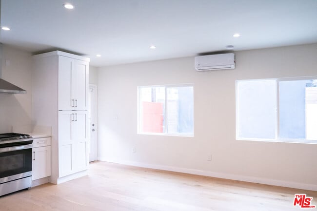 Building Photo - 11924 Juniette St