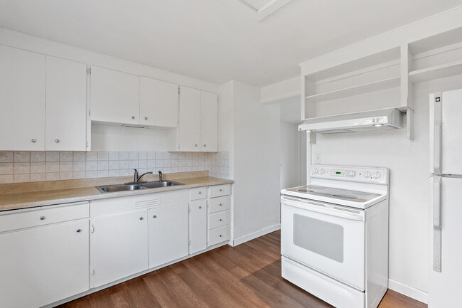 Primary Photo - 10617 Addison St SW