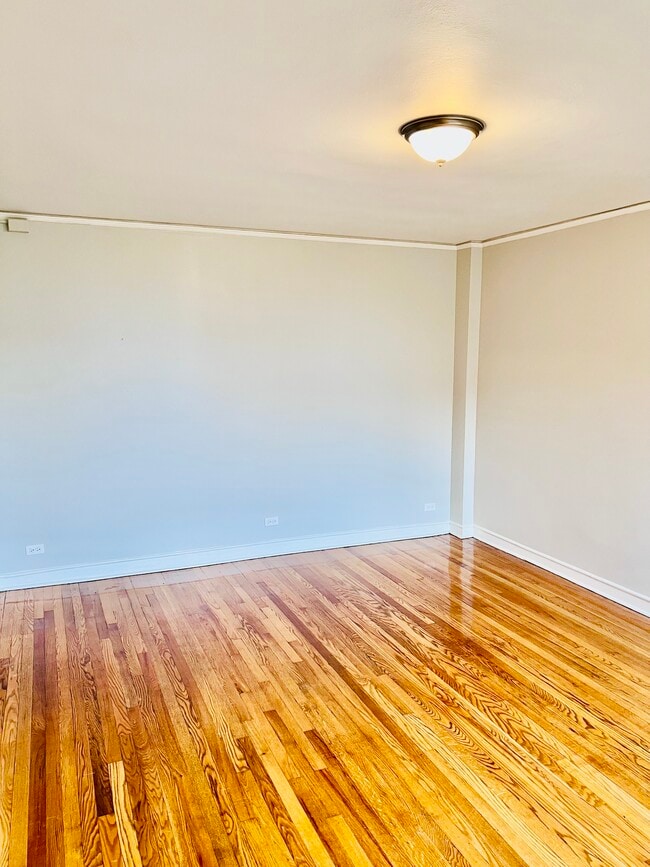 Building Photo - 48 Windle Park