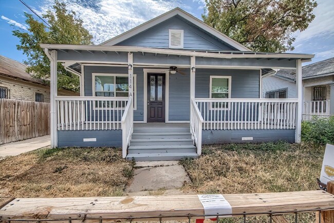 Primary Photo - 114 Canadian St