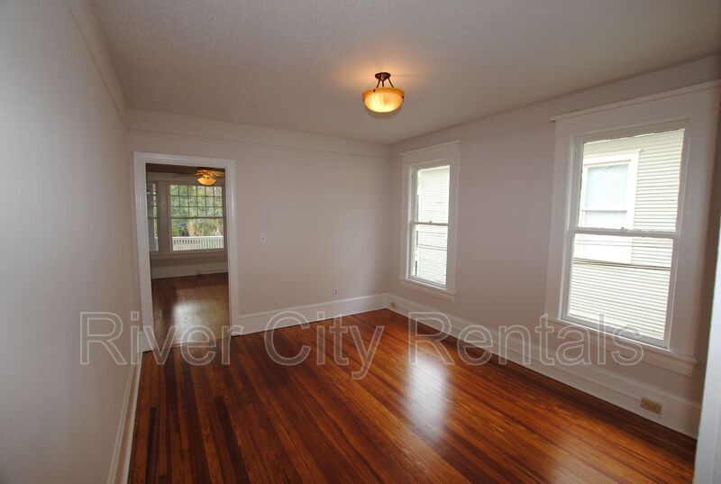 Building Photo - 1525 Osceola St