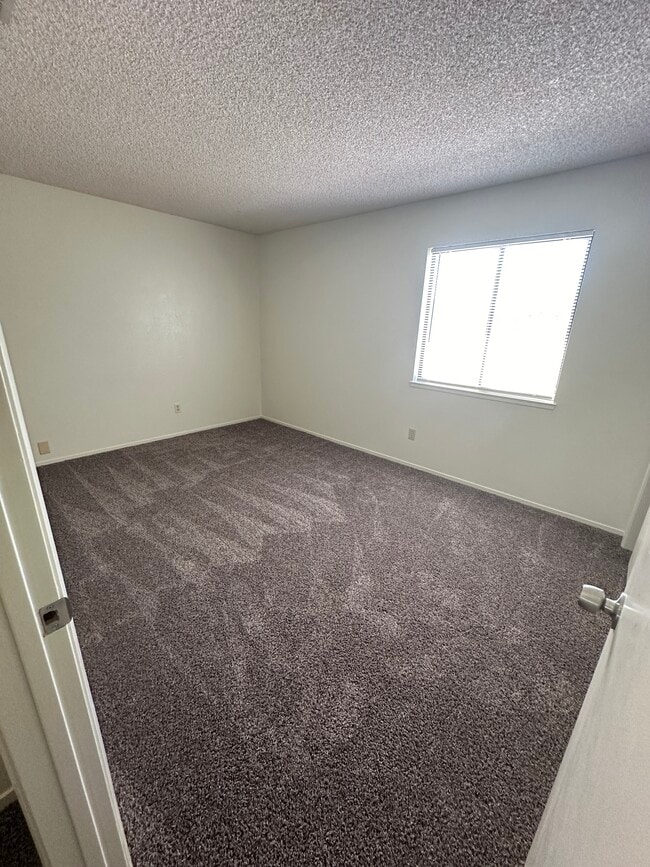 Building Photo - 7800 Westfield Rd