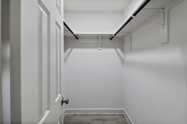 Building Photo - 243 Georgia St