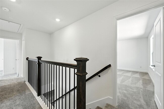 Building Photo - Brand New 4 Bedroom in Celina