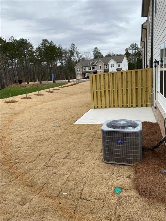 Building Photo - 273 Kenoot Dr