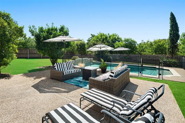 Building Photo - 3871 Venetian Way