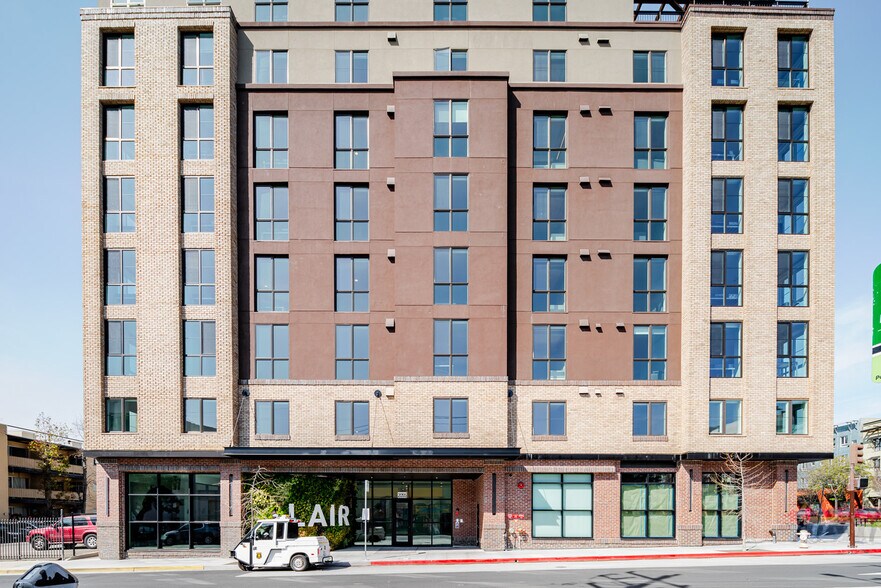 Building Photo - 2077 Haste St