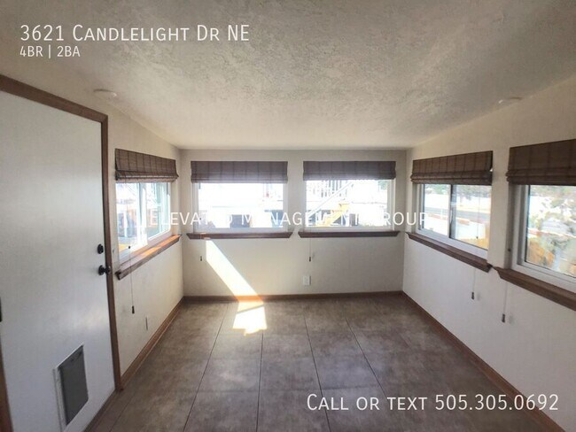 Building Photo - 3621 Candlelight Dr NE