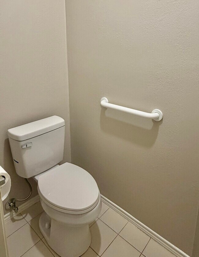 Building Photo - 3315 78th St