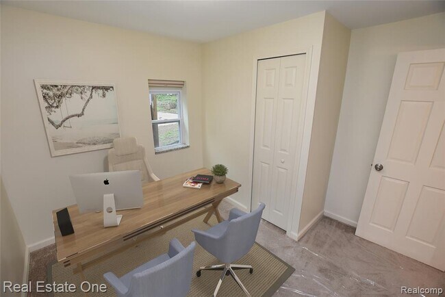 Building Photo - 3234 Whitfield Dr