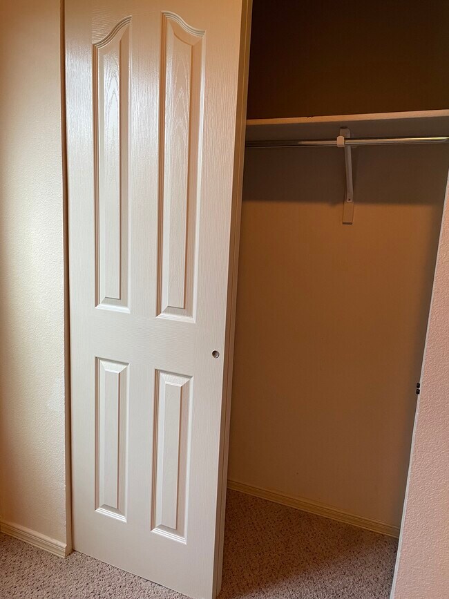 Building Photo - 13021 Martin Forman Ct