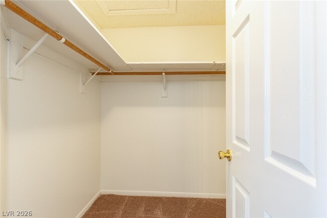 Building Photo - 121 Hanover Dr