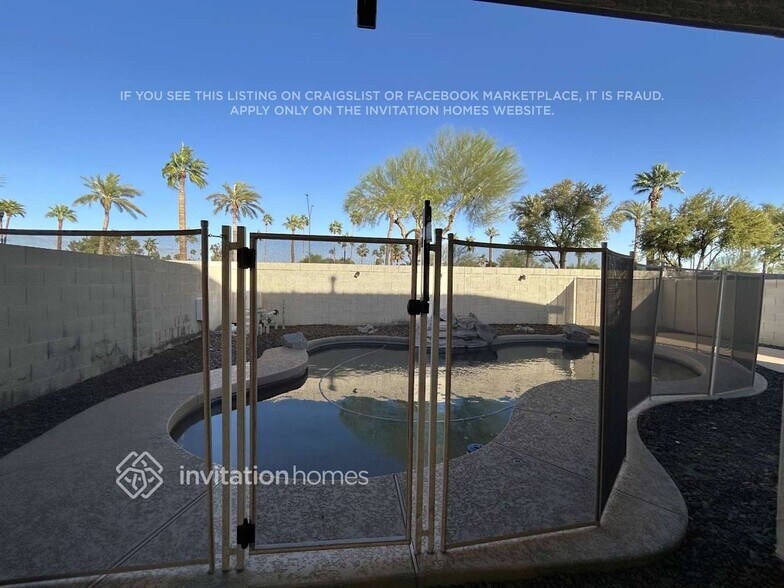 Building Photo - 3871 N 141st Dr