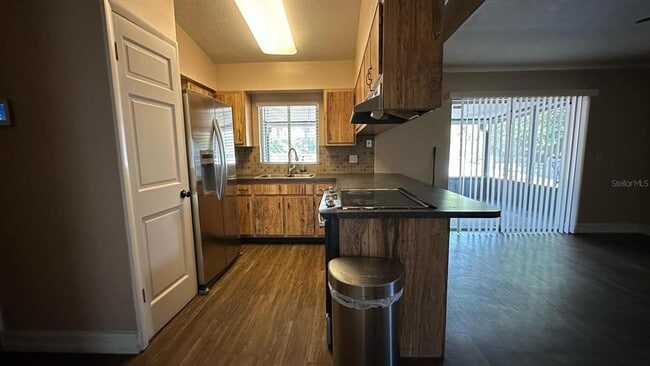 Building Photo - 102 Winding Ridge Dr