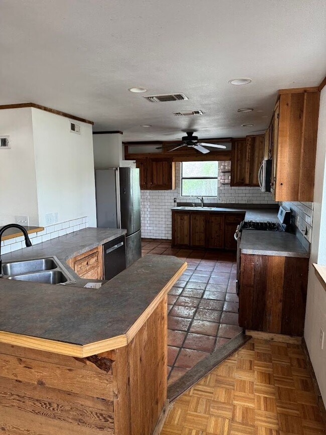 Building Photo - 2 Homes on 6-acres!