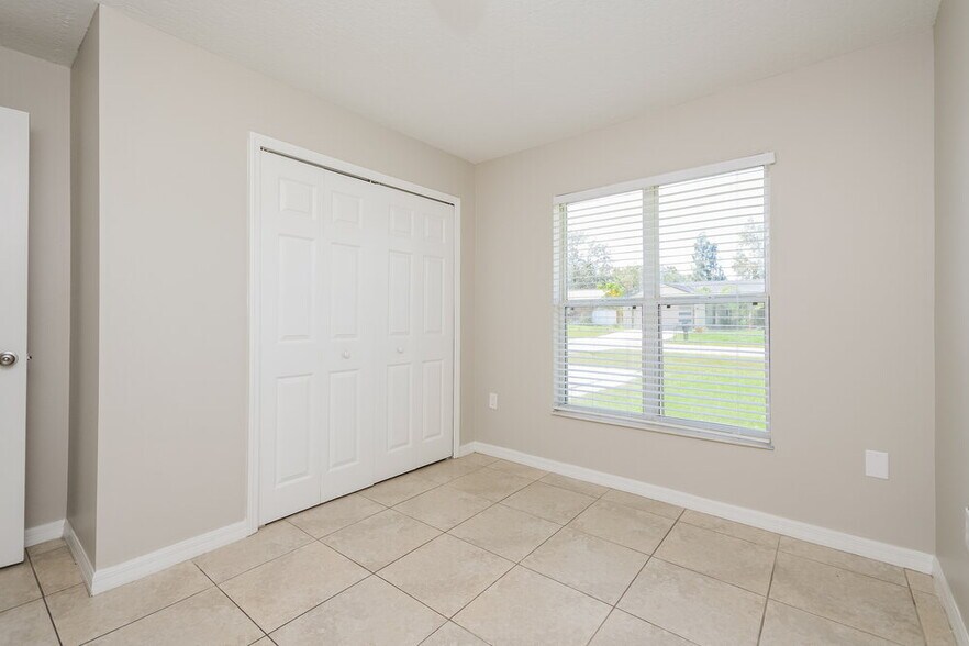 Building Photo - 501 Maricopa Dr