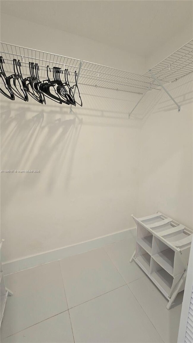 Building Photo - 9331 SW 27th St