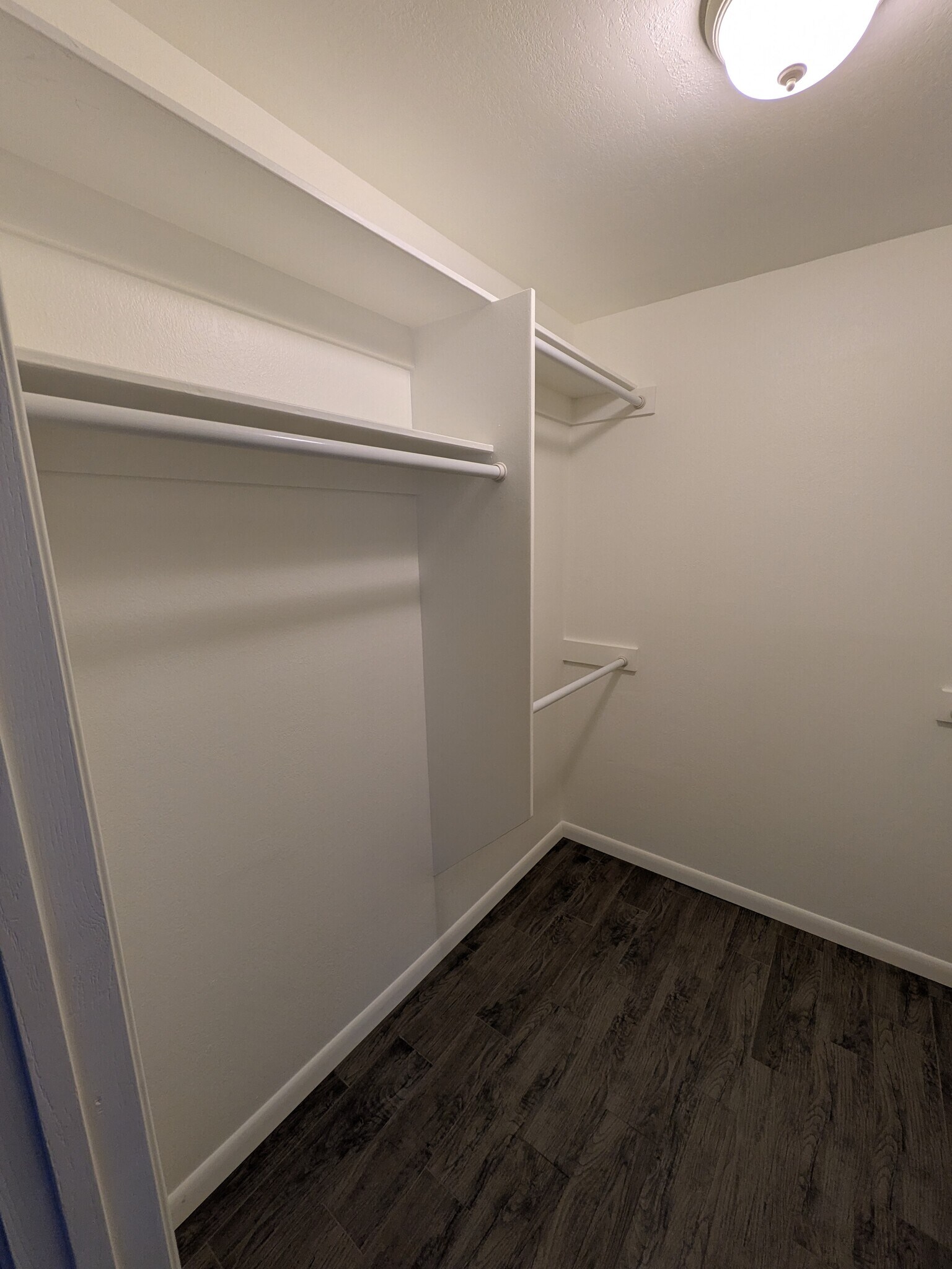 Building Photo - 2938 N 61st Pl Unit 135