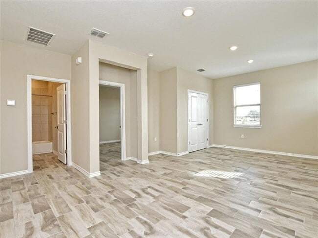 Building Photo - 109 Harborside Dr