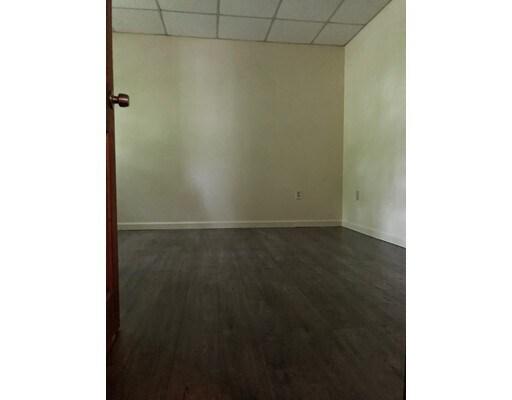 Building Photo - 13 E Hoyle St