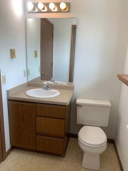 Building Photo - 691 Wood Violet Ln