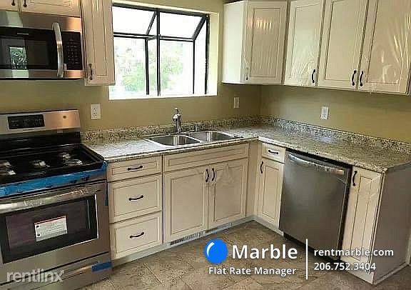 Building Photo - 3 br, 2 bath Condo - 99 S Main St