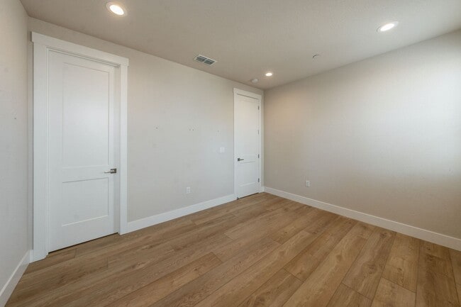Building Photo - Newly Built 5BR Luxury Home in El Dorado Hills – 3,926 Sq Ft!
