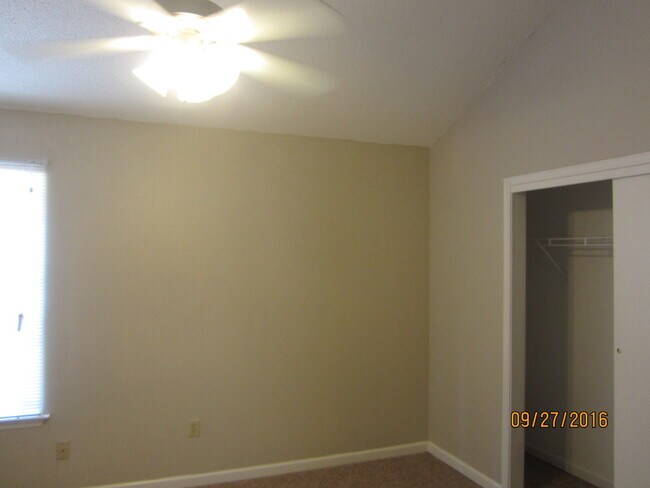 Building Photo - Cedar Park Village