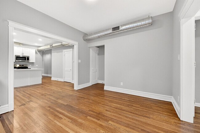 Building Photo - 6432 Alamo Ave