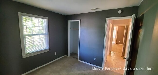 Building Photo - 2118 22nd St