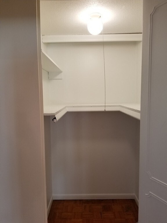 Building Photo - 169 Lake Shore Rd