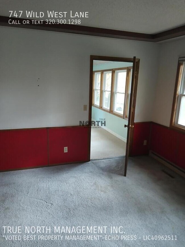 Building Photo - 747 Wild W Ln SW