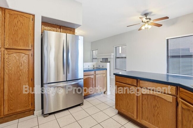 Building Photo - 4566 W Shannon St