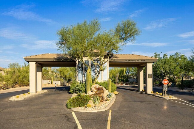 Building Photo - 11489 E Raintree Dr