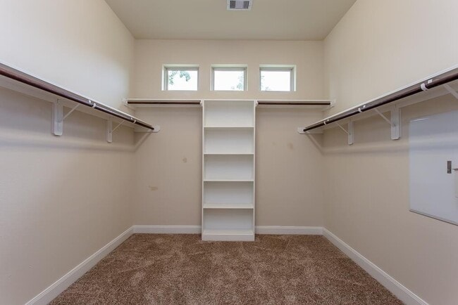 Building Photo - 122 Colton Ct