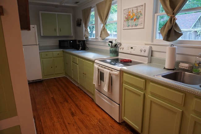 Building Photo - 2120 Reynolds St