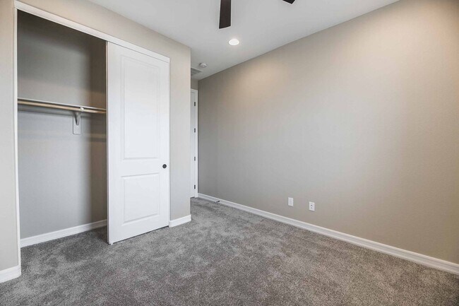 Building Photo - Stunning New 4 Bedroom Home for Rent!