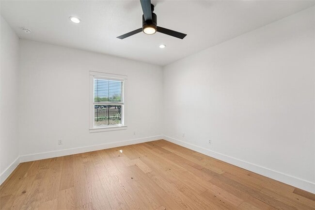 Building Photo - 416 Stagecoach Trail