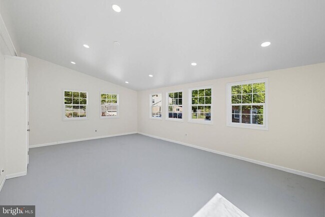 Building Photo - 13546 Tabscott Dr