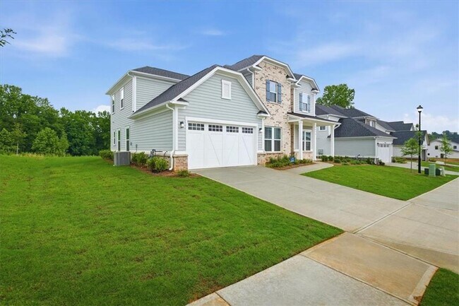 Building Photo - 4815 Wayt Farm Overlook