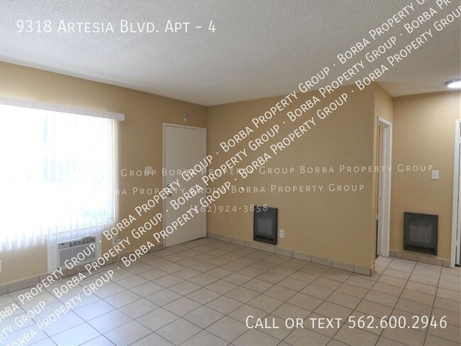 Building Photo - ***COMING SOON***2STYLISH 2 BEDROOM 1 BATH...